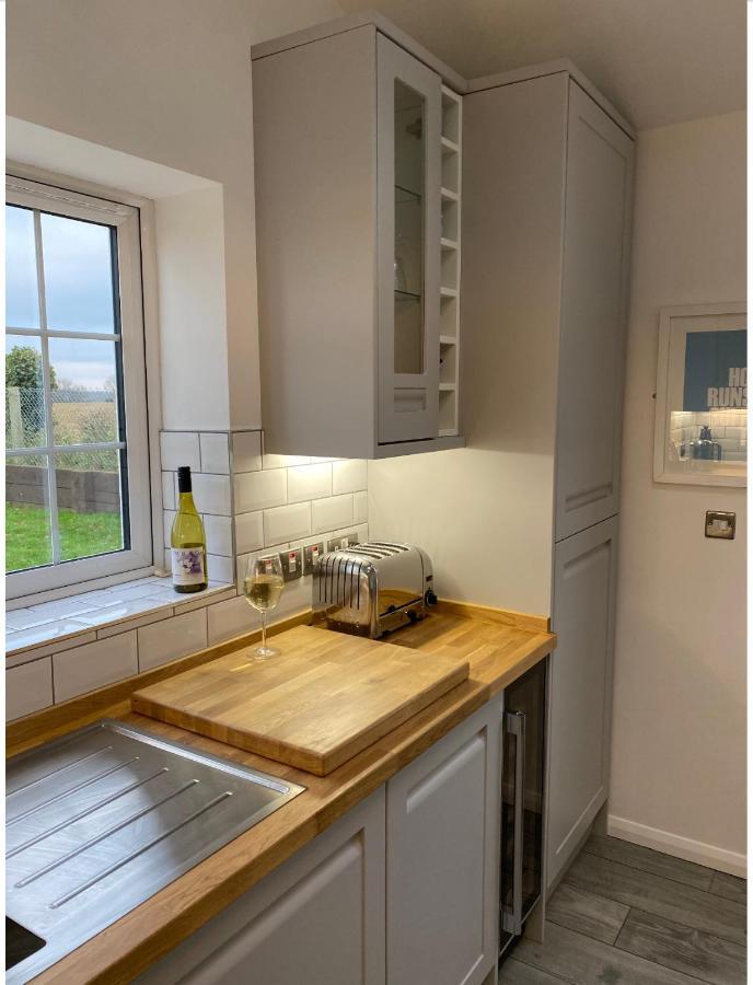 Near Woodbridge The Annexe Eyke Fantastic Views With Dog Secure Garden And Paddock Villa Kültér fotó